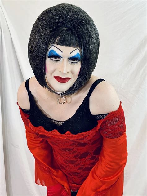 Heavy Makeup Slut Hot In Red In January 17 Nude Pics XHamster