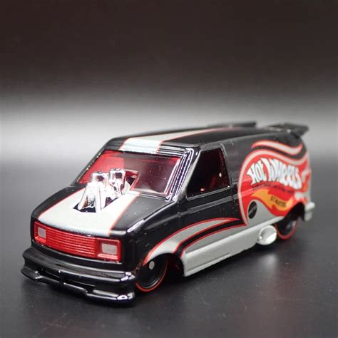 CHEVY CHEVROLET Astro Van Hot Wheels Scale Diorama Voiture