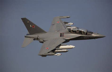 «Рособоронэкспорт»: По желанию иностранных заказчиков Як-130 может быть ...