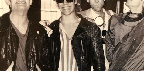 Muri Jack Sherman Guitarrista Del Primer Disco De Red Hot Chili Peppers