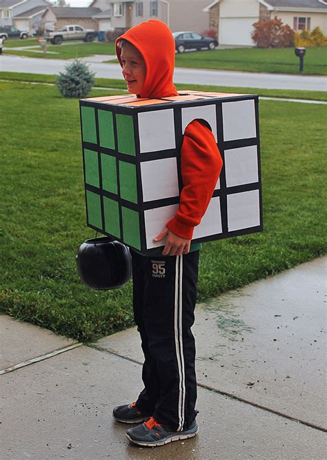 Diy Rubiks Cube Halloween Costume Easy And Super Affordable To Make