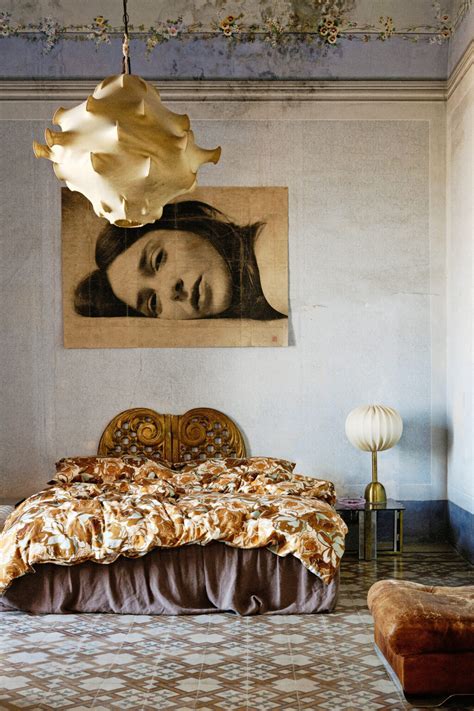 Tikkurilan vuoden väri on lämmin beige Nude in Nizza värin suunnittelija on suosittu