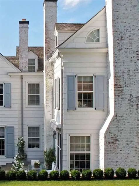 15 White House Blue Shutters Exterior Ideas | White exterior houses ...