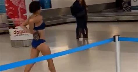 Women Claim They Were Forced To Strip Down And Get Naked By Airline At The Gate The Ugly Minute