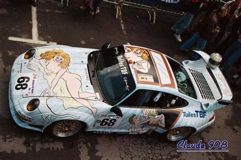 Porsche 911 993 GT2 Naked Lady 68 Spark W 143