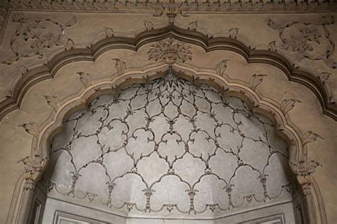 Close-up of upper arch inside Bashahi Mosque | Badshahi Mosque | Lahore ...