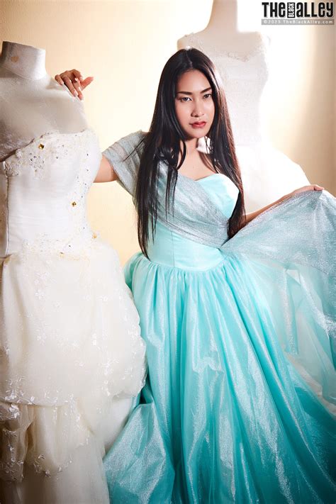 Beautiful Asian Chick Linlin Frees Her Big Tits And Moist Pussy From A Gown CoedCherry