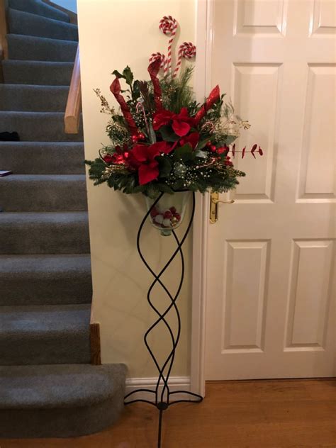 Red Gold And White For Our Christmas Pedestal Arrangement Beautiful