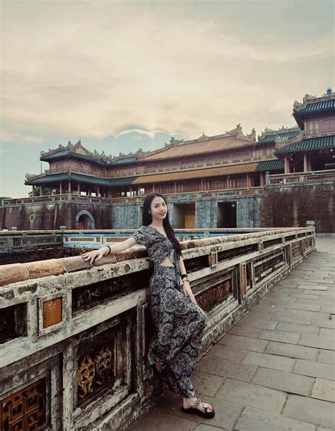 Trần Thị Duyên hot girl Hà Nam lên ĐT Việt Nam sở hữu gương mặt baby đá hậu vệ cực chất