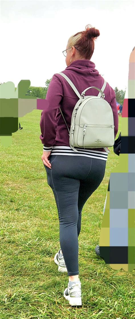 Repost Big Booty Milf Spandex Leggings Yoga Pants Forum