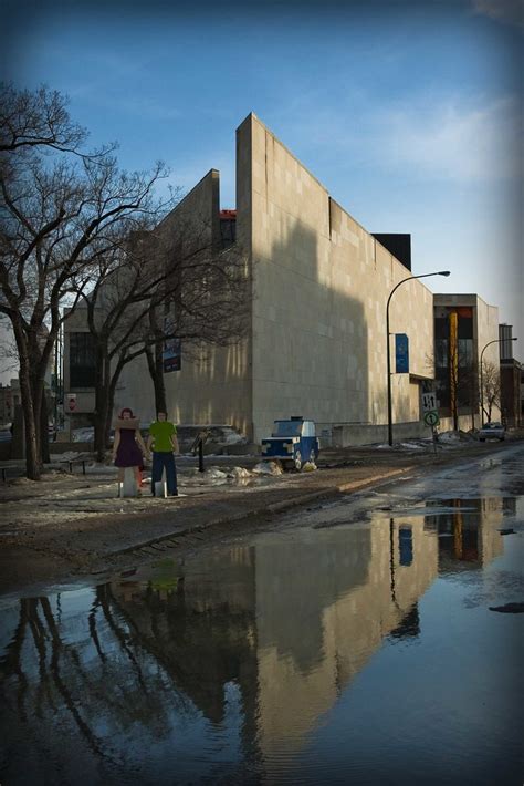 Art Gallery Reflections Memorial Blvd Winnipeg Manitoba Flickr