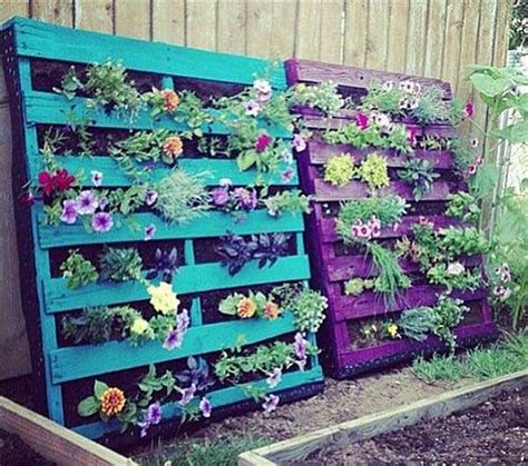 Top 12 Pallet Garden Wall Ideas You'll Love - Infinite Sushi