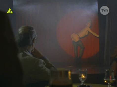 Naked Unknown in Alarm für Cobra 11 Autobahnpolizei