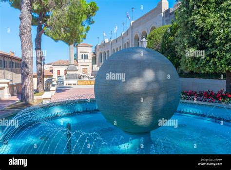 Modern art gallery in San Marino Stock Photo - Alamy
