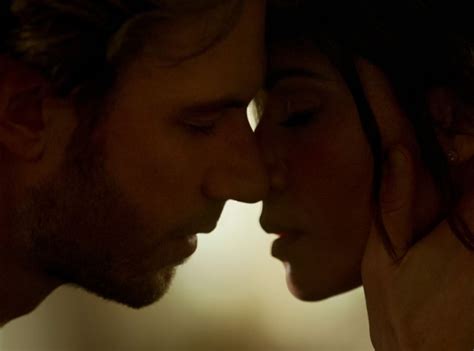 Sex Life saison 2 la série la plus HOT de tous les temps bientôt de retour sur Netflix Peaches