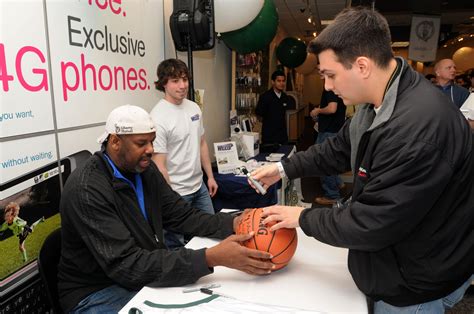 cedric maxwell net worth