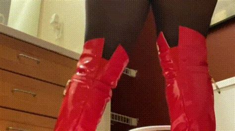 BOSSY DELILAH ASS WORSHIP MIND CONTROL LEADING TO FTT TRAINING SQ Bossy Latin Bitch Delilah