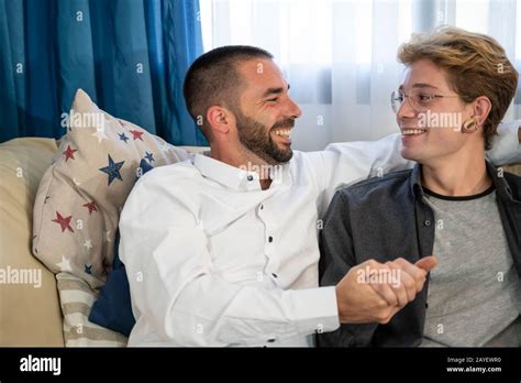 Gay Boy Fotos Und Bildmaterial In Hoher Aufl Sung Alamy