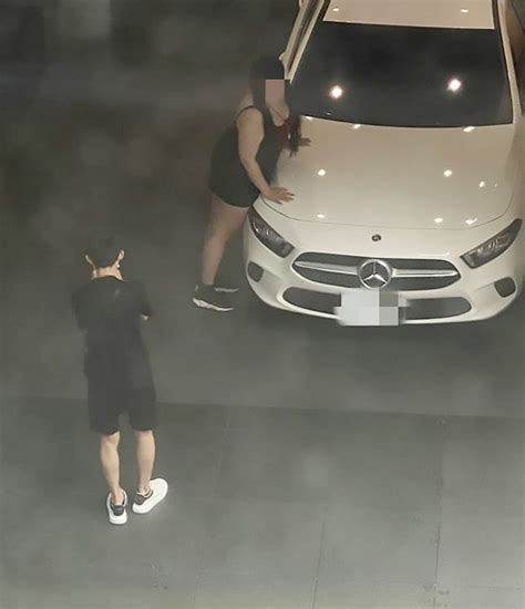 Hàng loạt tên tuổi hot girl mạng sống ảo quá đà bị bóc mẽ nhan sắc thật