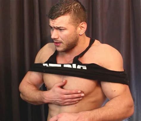 Bum Tease Voyeur Muscle Cock Free Gay HD Porn B XHamster