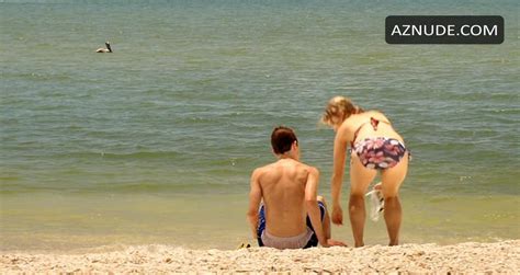 SARAH JONES Nude AZNude