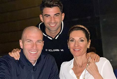 The legend football player Zinedine Zidane with his family - Page 4 of ...