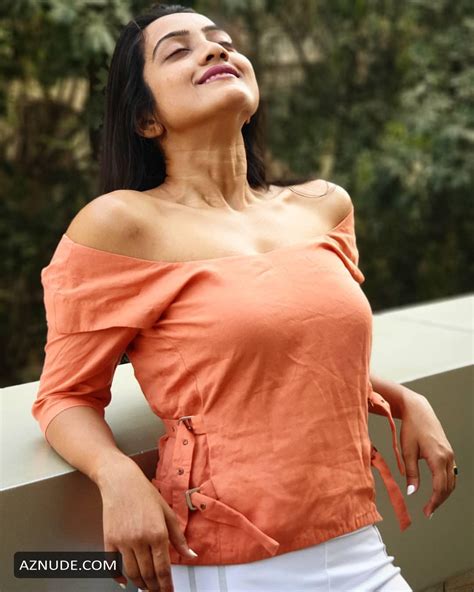 Amika Shail Hot Sexy Pics Collection January March 2020 AZNude