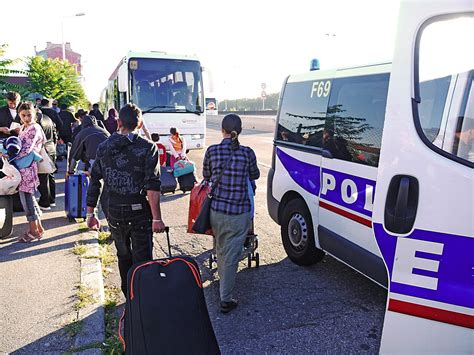 Rh Ne France Evacuations De Campements Et Expulsions De Roms Lille