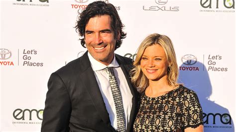 Amy Smart Defends Husband Carter Oosterhouse Amid Sexual Misconduct Claims