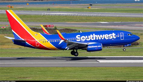 N967WN Southwest Airlines Boeing 737 7H4 WL Photo By OMGcat ID