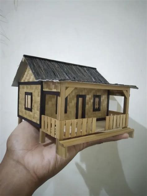 Miniatur Rumah Adat Jawa Rumah Adat Tradisional Jawa Tengah Bambu