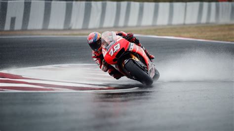 Does Motogp Race in the Rain? - Performance Drivers Club
