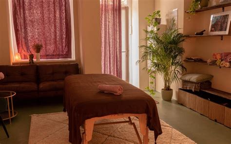 Lomi Lomi Massage In Der N He Von Britz Berlin Treatwell