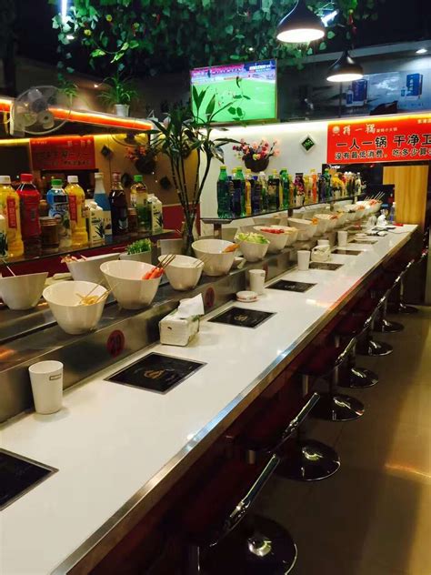 Rotating Buffet Table With High Quality Self Service Hot Pot