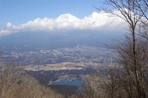 天子ケ岳・長者ケ岳（富士宮市、山梨県南部町） 富士山の雄姿、登山者に人気【山ある記】｜あなたの静岡新聞