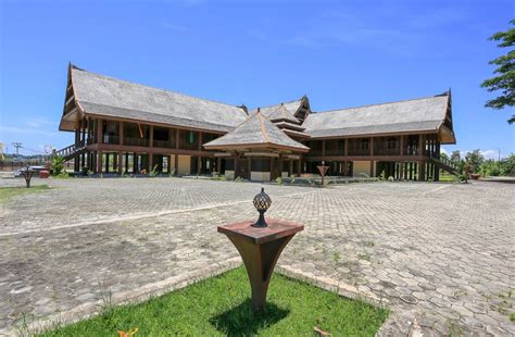 Baloy Rumah Adat Suku Tidung Traverseid