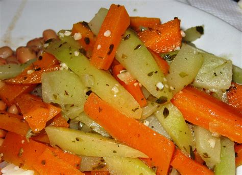 Refogado de Legumes Receita de Saladas ClickGrátis