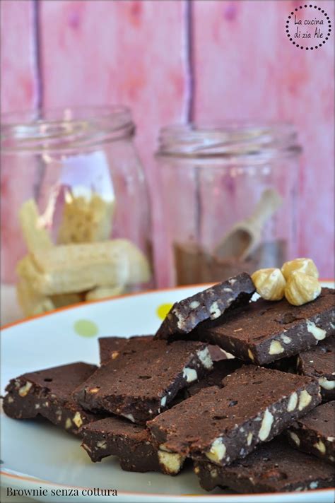 Brownie Senza Cottura O Fudge Alle Nocciole O Cioccolatini Straveloci