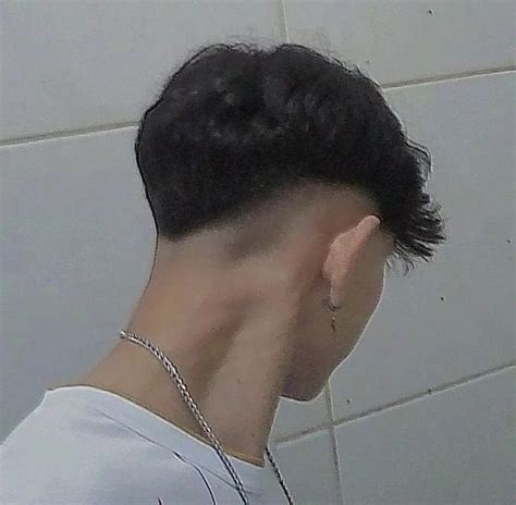 Pin De Kauan Bermont Em Salvamentos Rápidos Cabelo Undercut Masculino