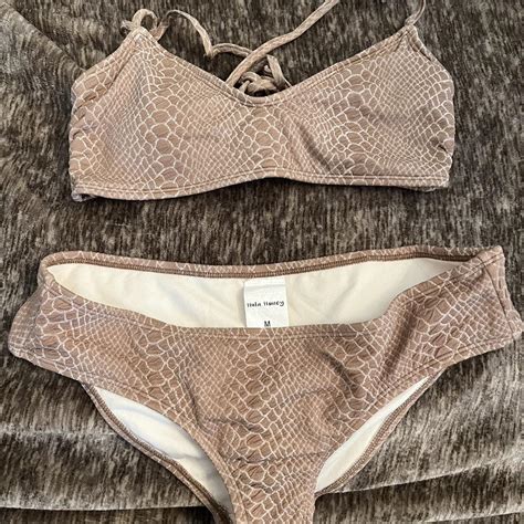 Hula Honey Printed Bikini Set Size M Depop