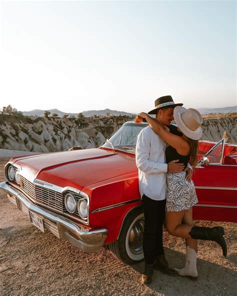 Vintage Car Tour in Cappadocia with Balloons View