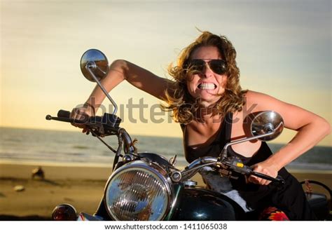 Sexy Blonde Woman Sunglasses Smiling Grimacing Stock Photo 1411065038 Shutterstock