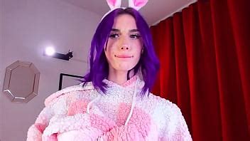 Sweet Eaton Teasing Her VIewers By Showing Her White Ass XVIDEOS