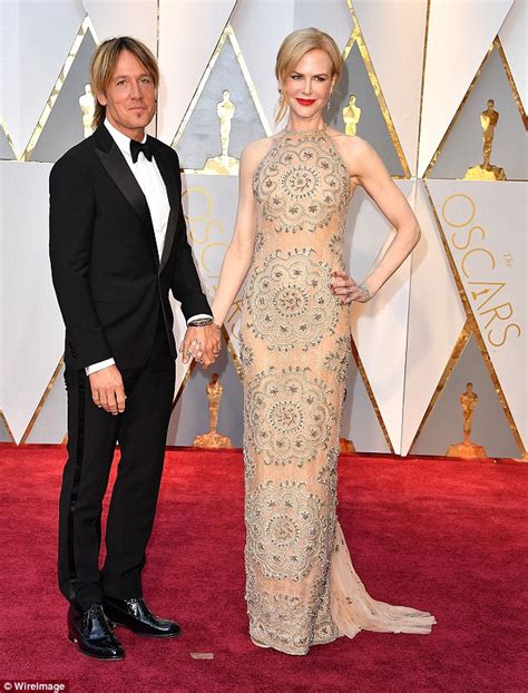 Nicole Kidman S Shock As Kyle Sandilands Pauses Sex Scenes Daily Mail Online