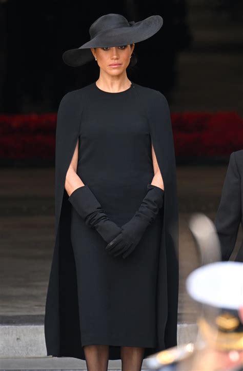 Meghan Markles Funeral Outfit For Queen Elizabeth S Funeral Was A