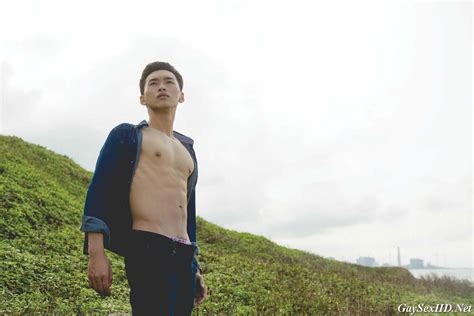 HOT MALE MODELS Blue Photo Magazine No 1