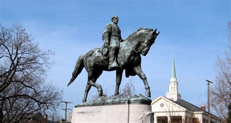 Statue Of Us Confederate General Robert E Lee To Be Removed In