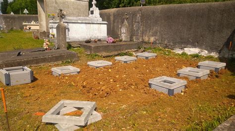 De Nouvelles Cavurnes Au Cimeti Re Mairie De Champagnac De B Lair