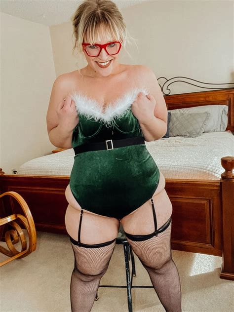 Bbw Christmas Elf In Fishnet Thigh Highs And Heels Pics Xhamster