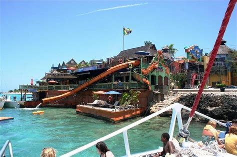 Margaritaville Jamaica - Fun Food & Frolic!